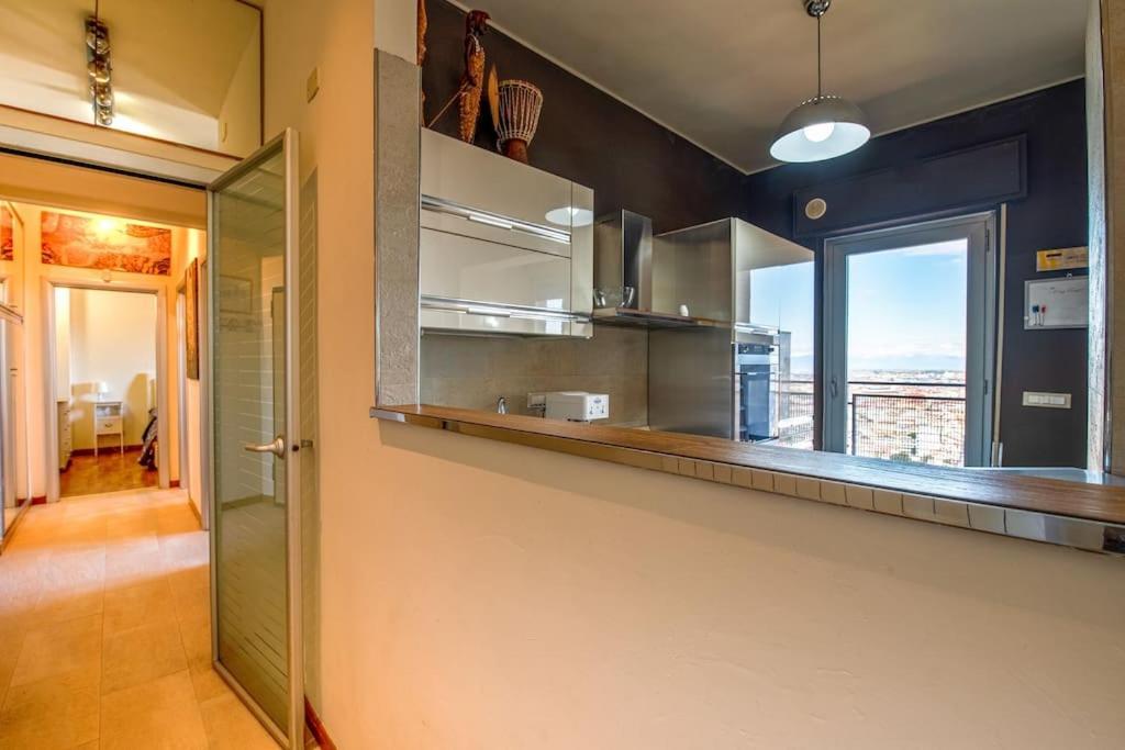 Attico Con Vista Panoramica Apartamento Livorno Exterior foto